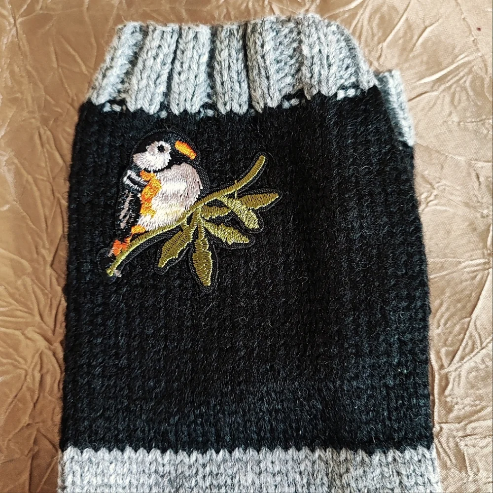Fingerless Gloves Thumb Holes Black &  Gray Grey Embroidered Birds Mittens NEW